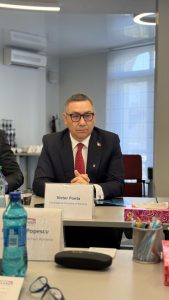 Victor Ponta, candidat la Președinția României: Planul pentru cercetare și economie digitală, lăudat de Eugen Teodorovici